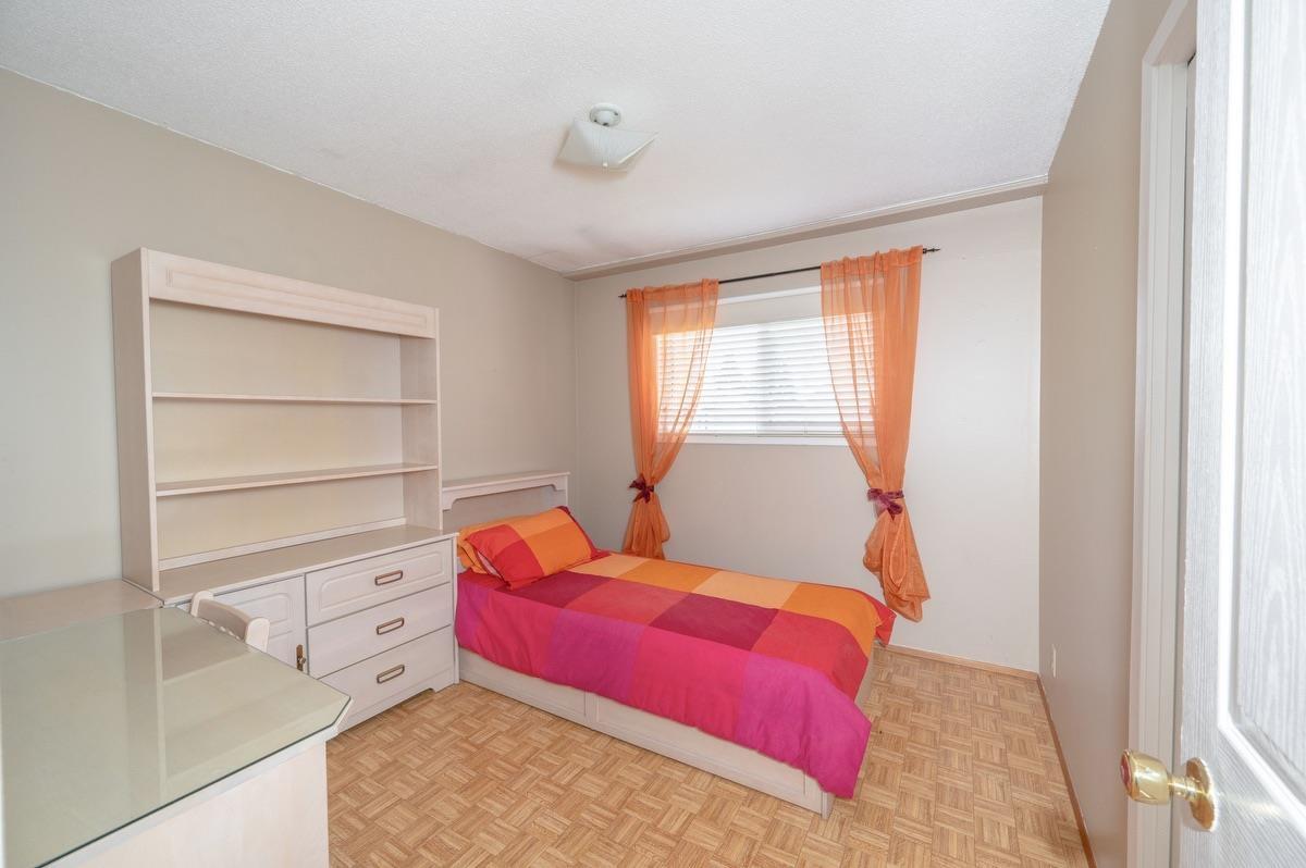 Photo 11 of 11496 85 A Avenue, Delta BC