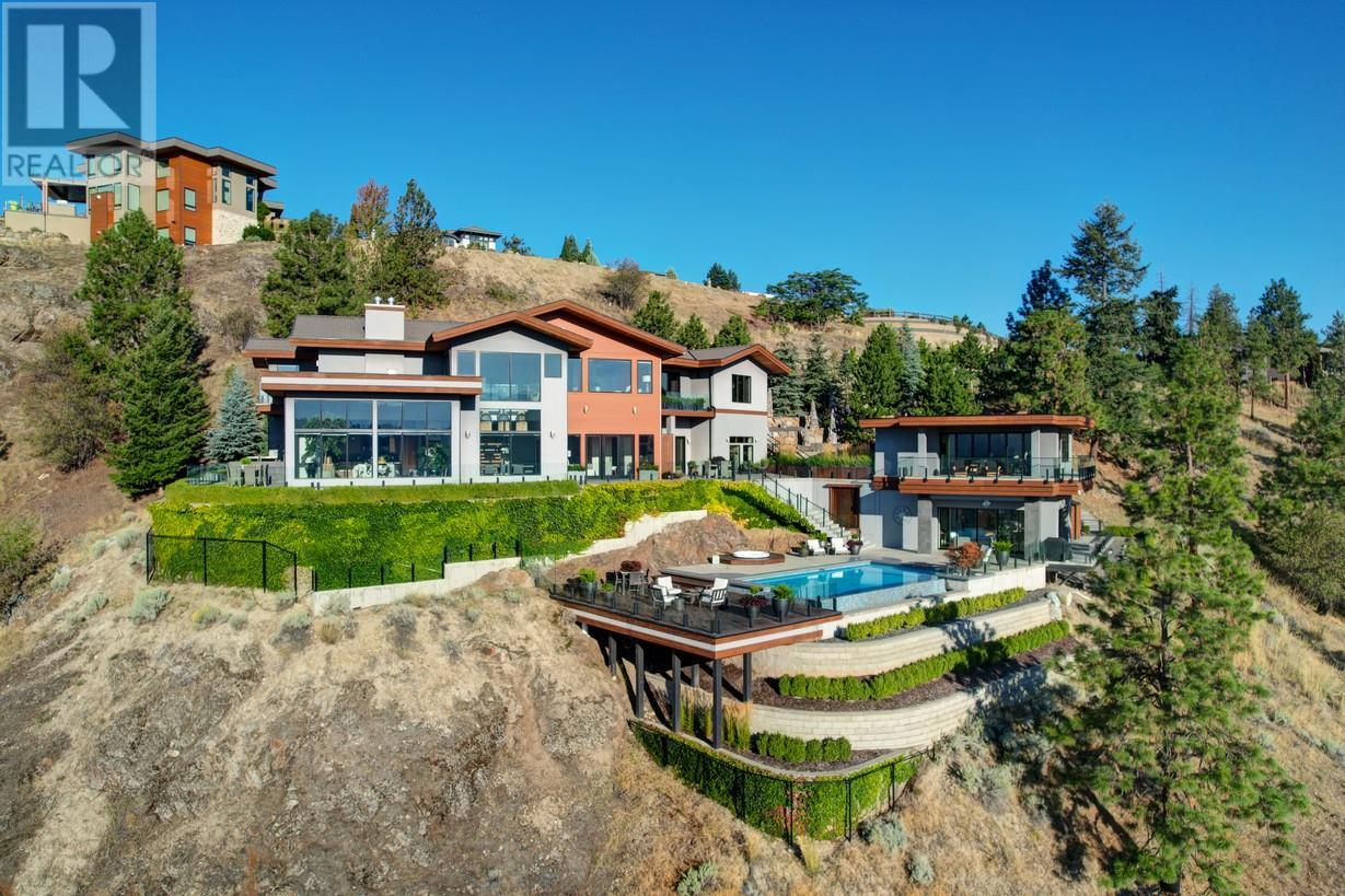733 Forestridge Lane, Kelowna