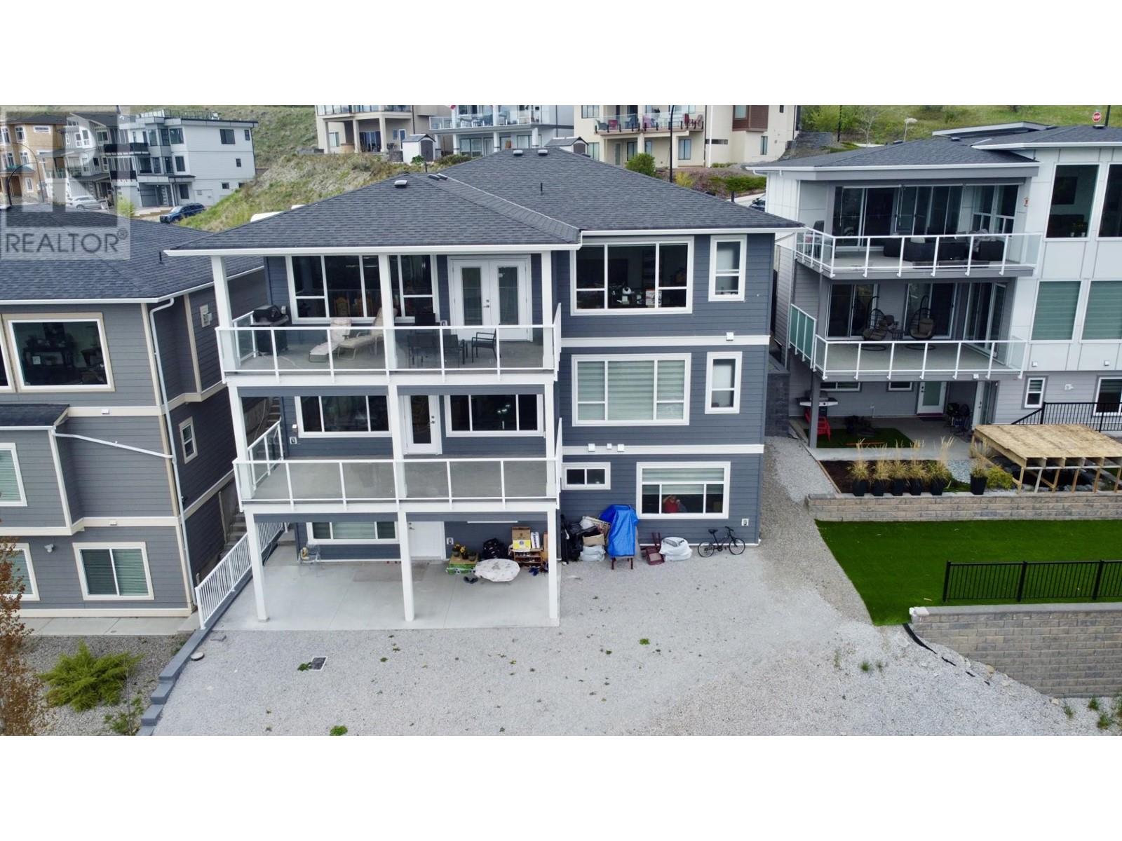  3559 Goldie Way, West Kelowna