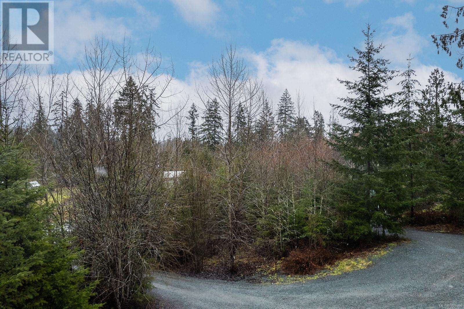 5900 Clements Rd, Duncan