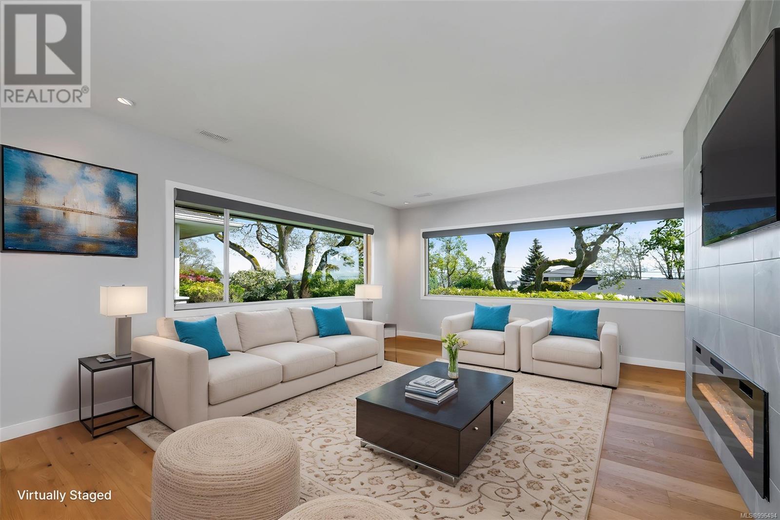  2262 Lansdowne Road, Oak Bay
