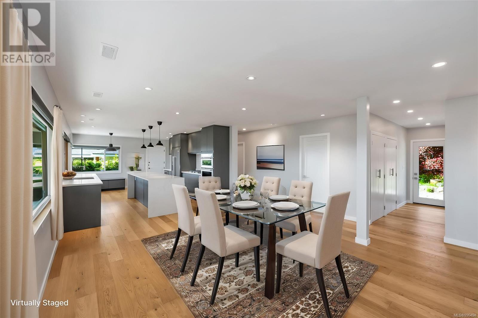  2262 Lansdowne Road, Oak Bay
