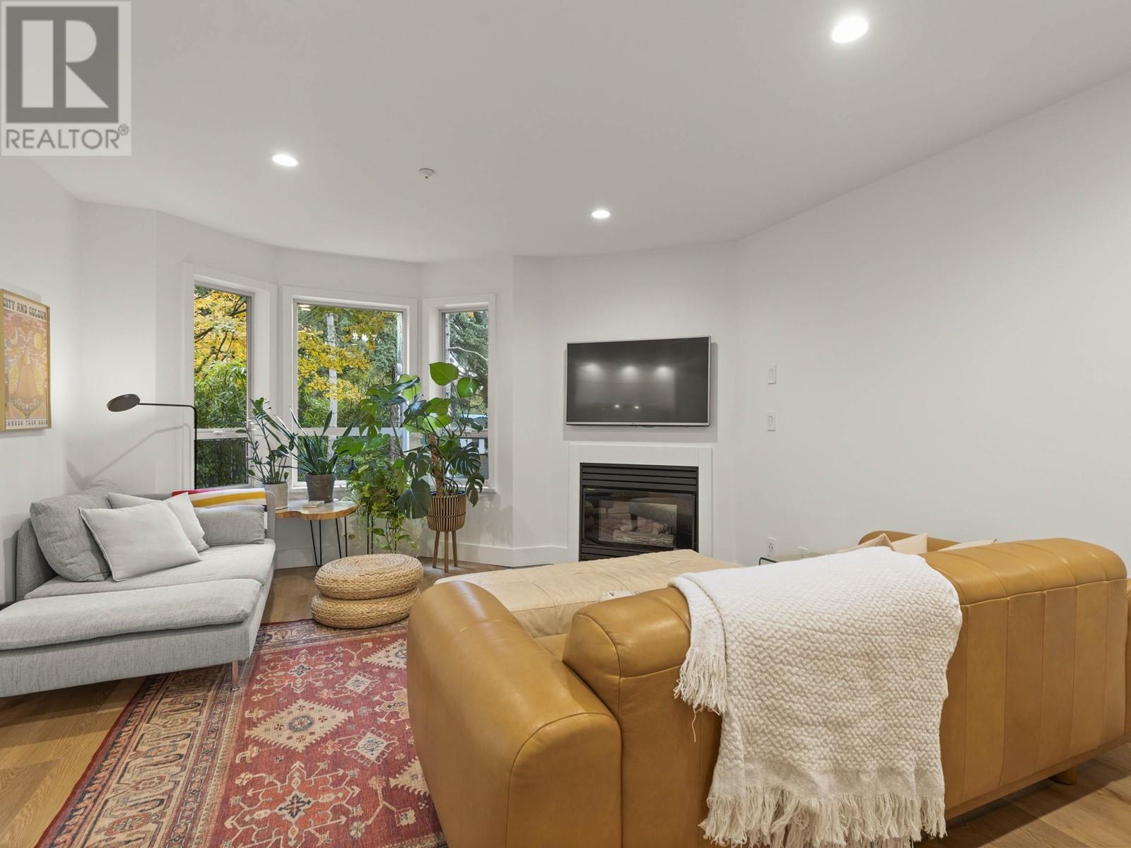 105 1150 LYNN VALLEY ROAD, North Vancouver
