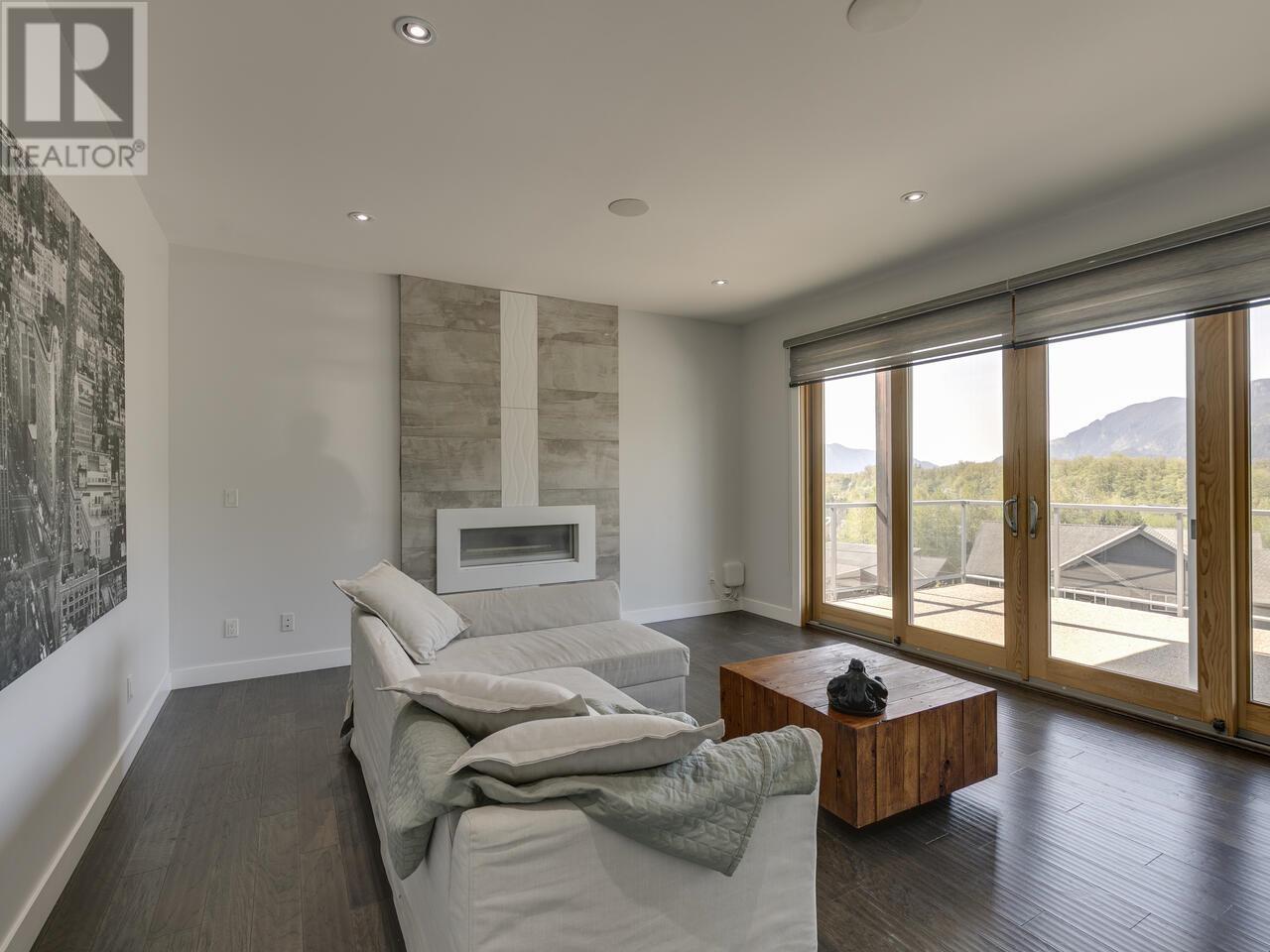 41230 ROCKRIDGE PLACE, Squamish real estate listing R2995971