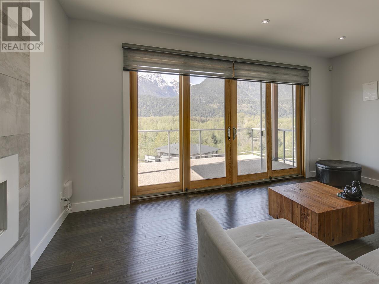 41230 ROCKRIDGE PLACE, Squamish real estate listing R2995971