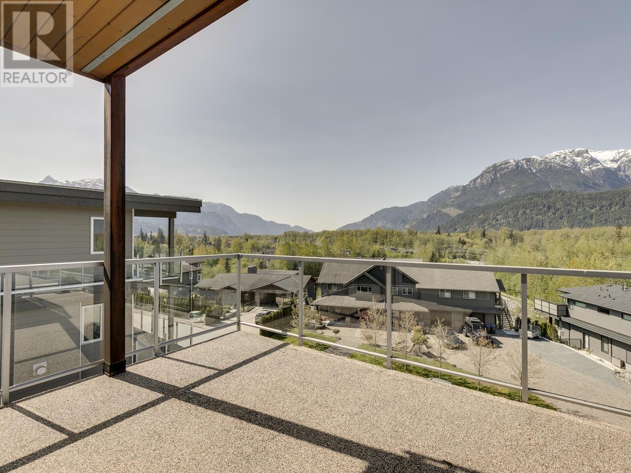 41230 ROCKRIDGE PLACE, Squamish real estate listing R2995971