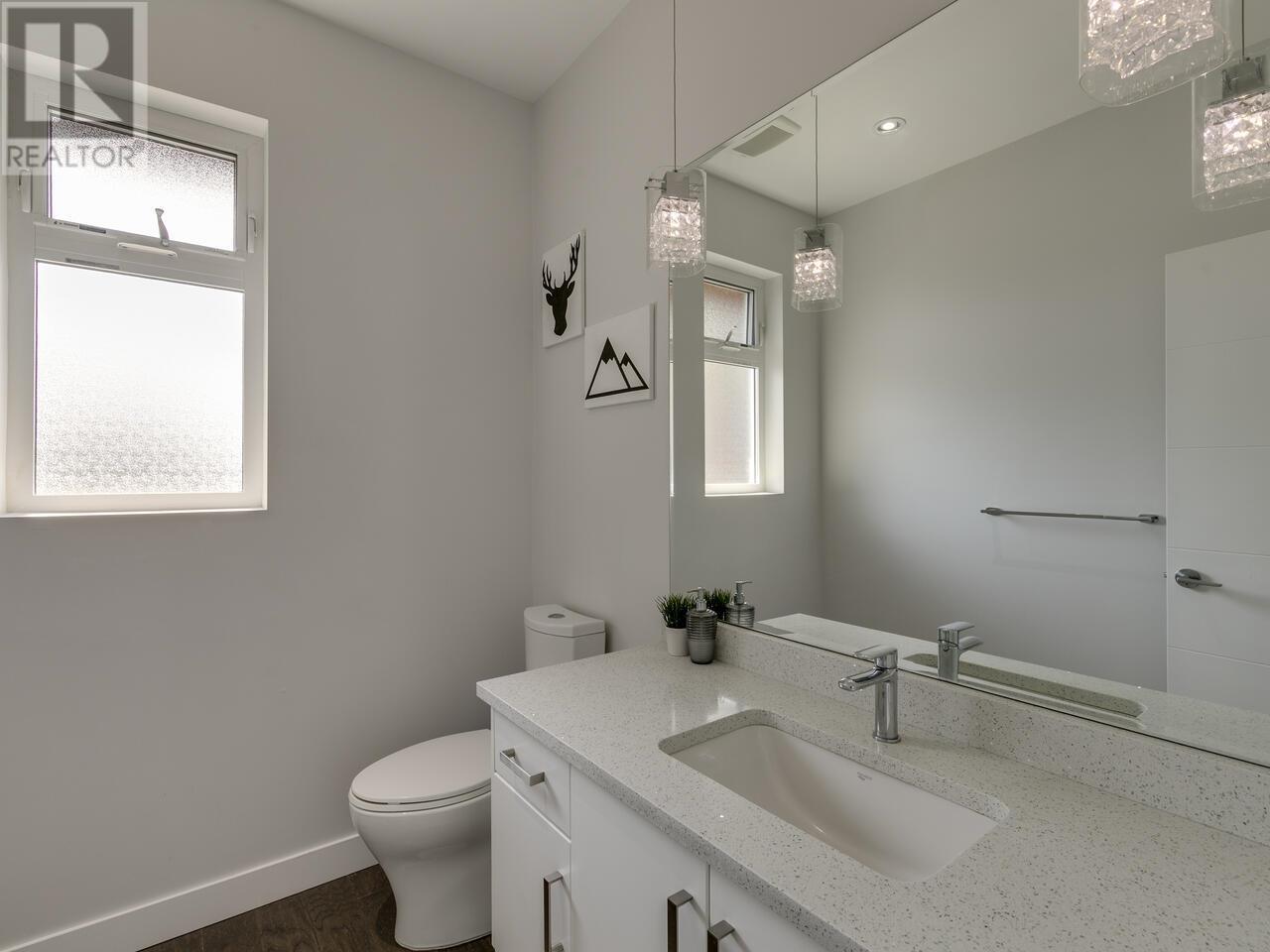 41230 ROCKRIDGE PLACE, Squamish real estate listing R2995971