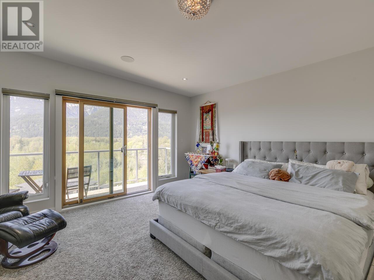 41230 ROCKRIDGE PLACE, Squamish real estate listing R2995971