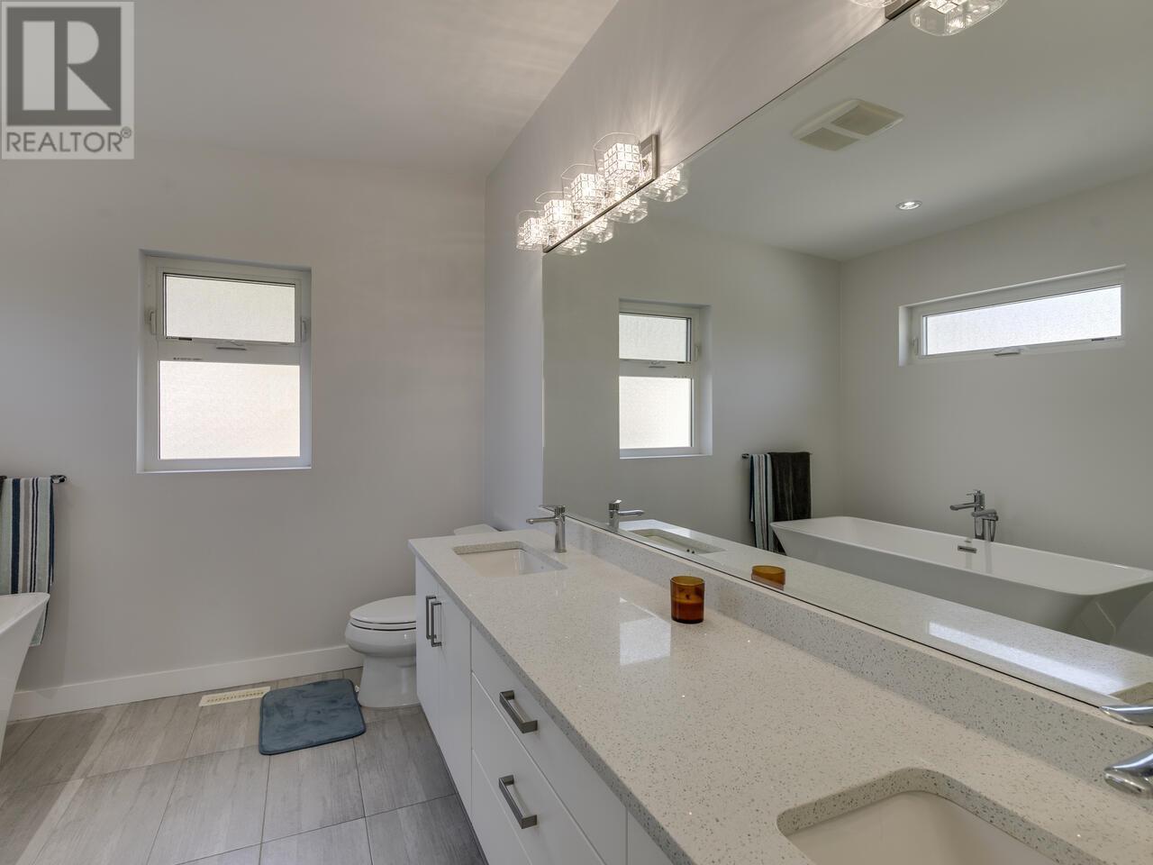 41230 ROCKRIDGE PLACE, Squamish real estate listing R2995971