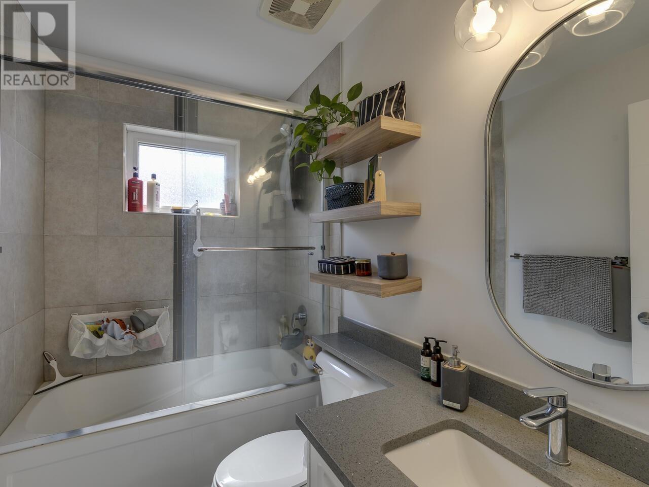 41230 ROCKRIDGE PLACE, Squamish real estate listing R2995971