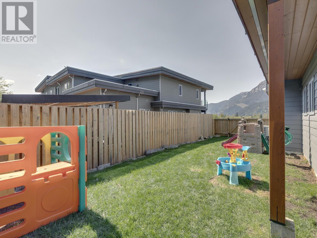 41230 ROCKRIDGE PLACE, Squamish real estate listing R2995971