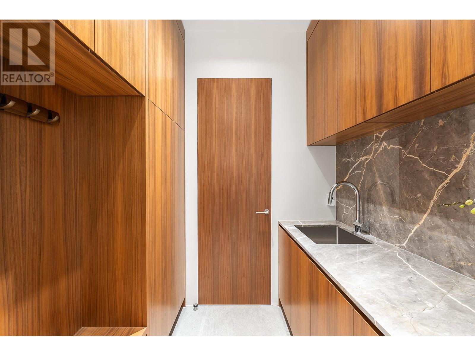 535 CRAIGMOHR DRIVE, West Vancouver