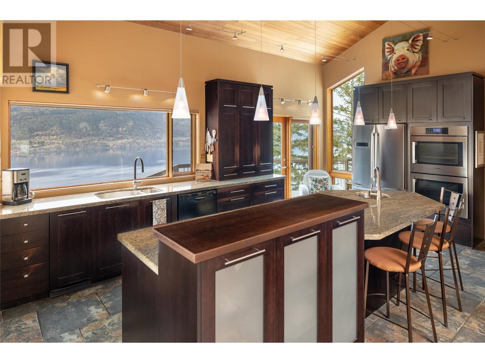  1238 Kyndree Court, Kelowna