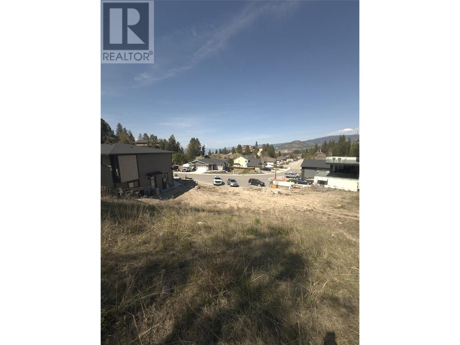 3232 EVERGREEN Drive, Penticton