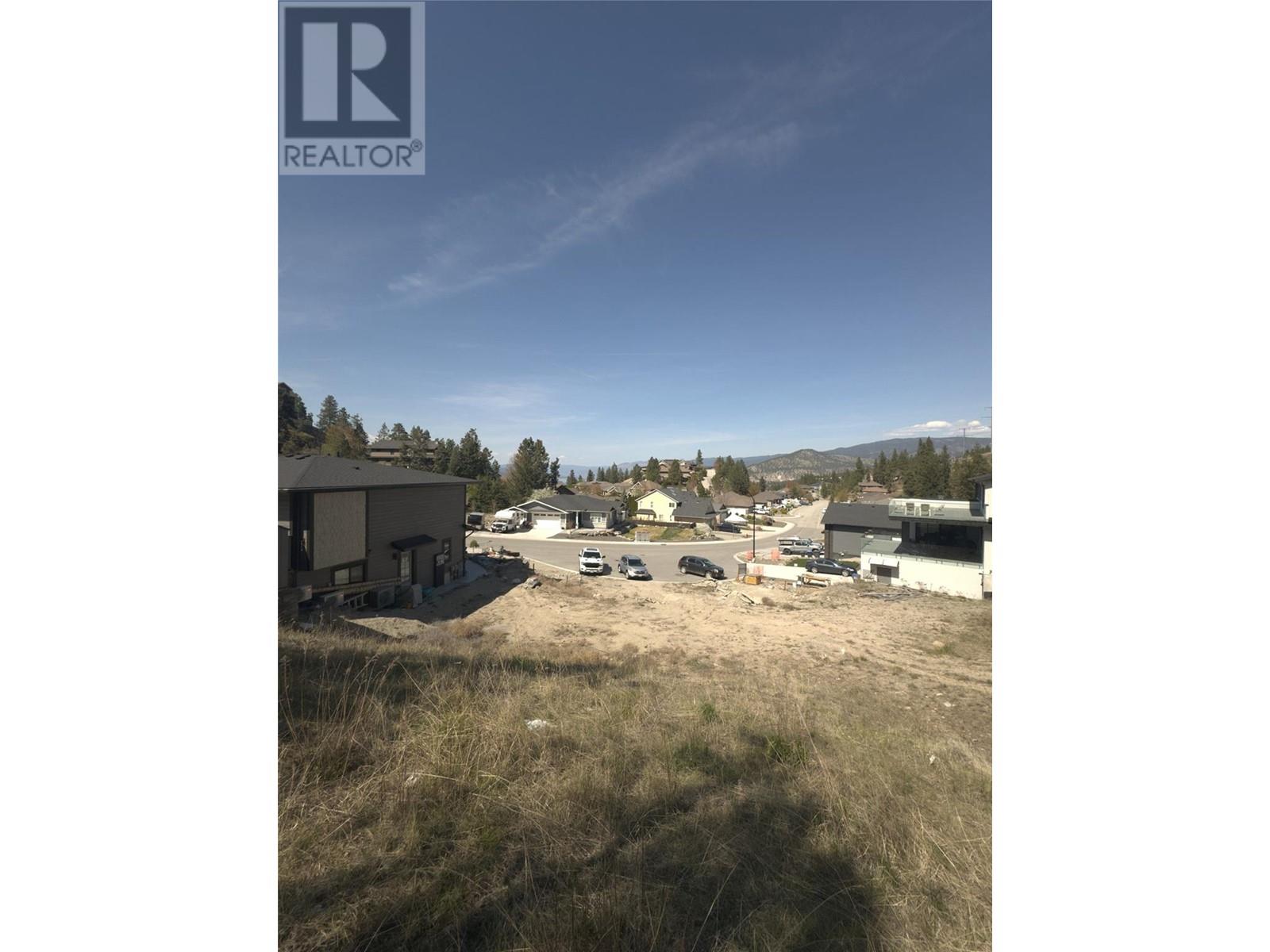 3232 EVERGREEN Drive, Penticton