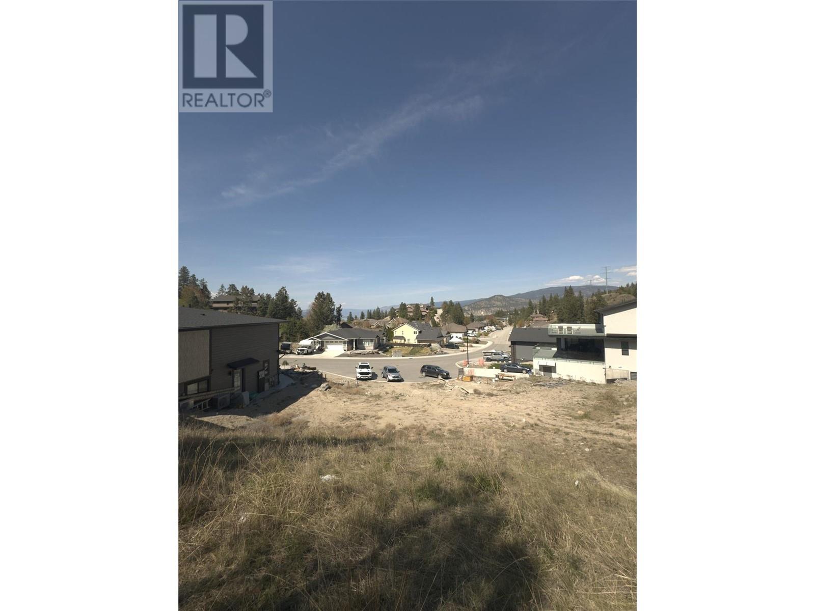 3232 EVERGREEN Drive, Penticton