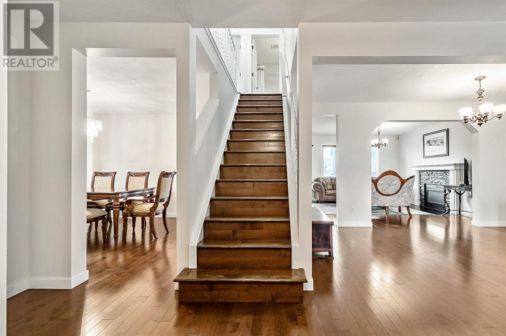 Single Family House for Sale in  Scimitar Bay NW Scenic Acres Calgary 