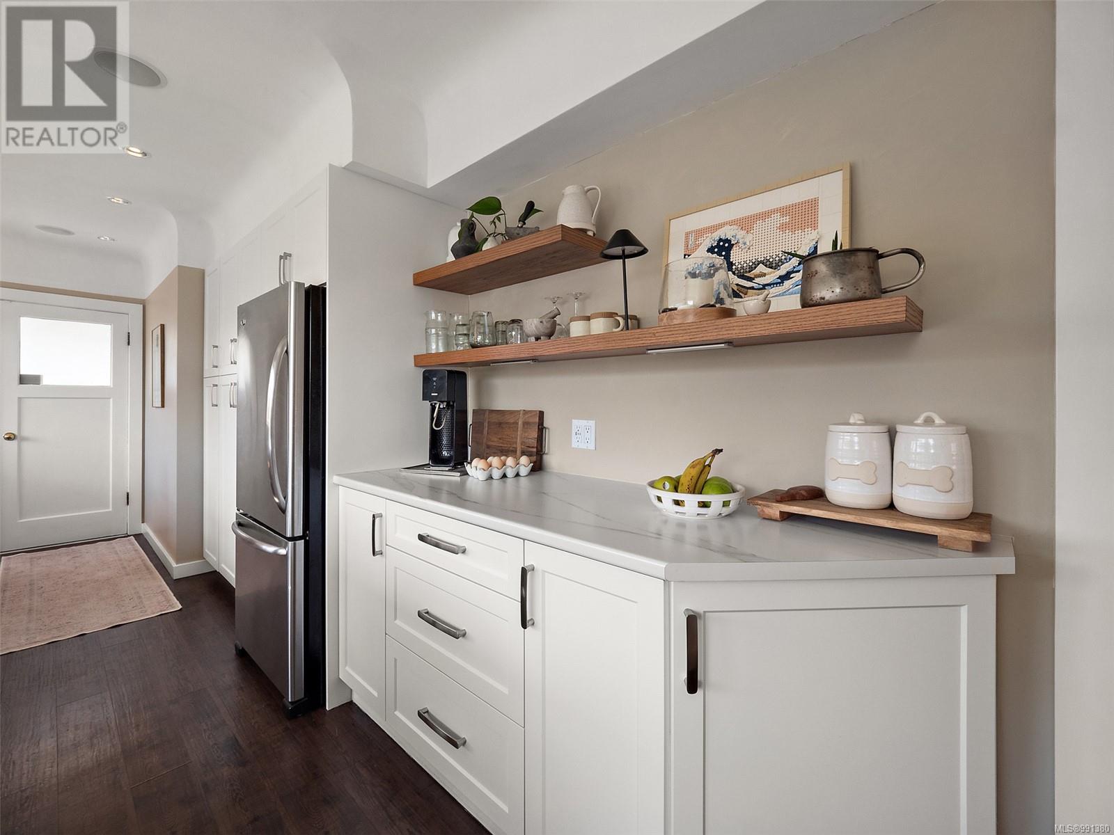  3640 Crestview Road, Oak Bay