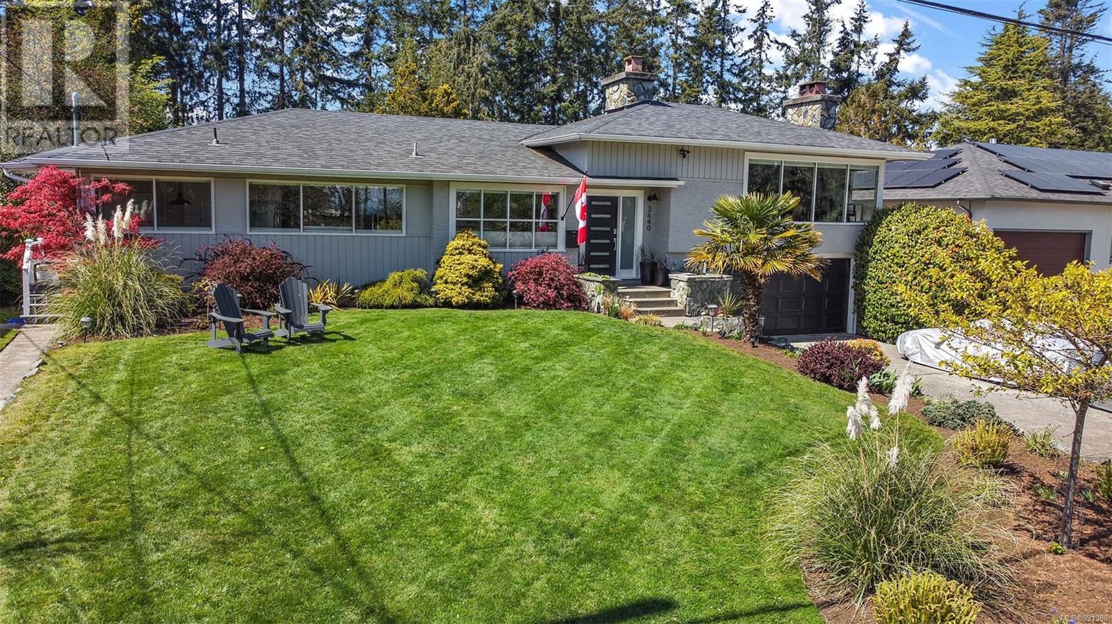 Photo 46 of 3640 Crestview Rd, Oak Bay BC