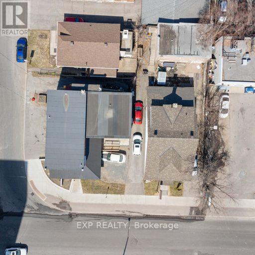 Photo 11 of 381 383 Montreal Road, Ottawa ON