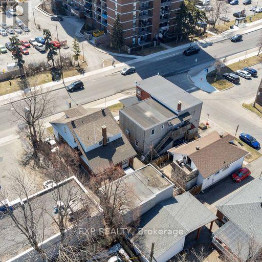 Photo 12 of 381 383 Montreal Road, Ottawa ON