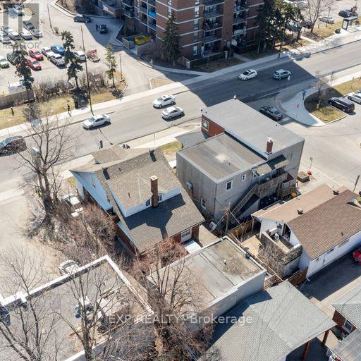 Photo 17 of 381 383 Montreal Road, Ottawa ON