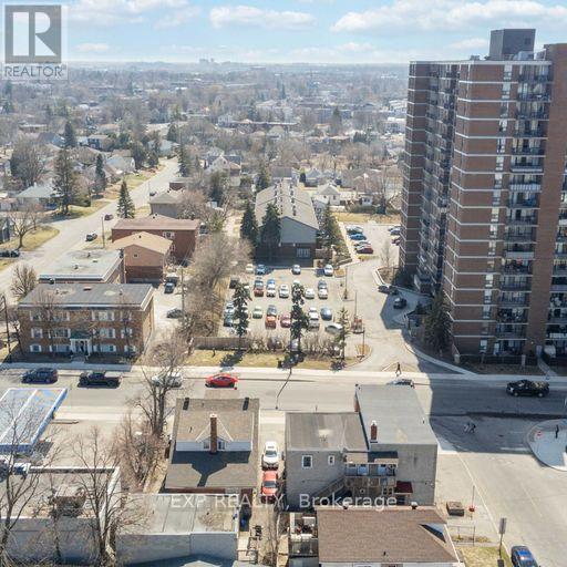 Photo 20 of 381 383 Montreal Road, Ottawa ON