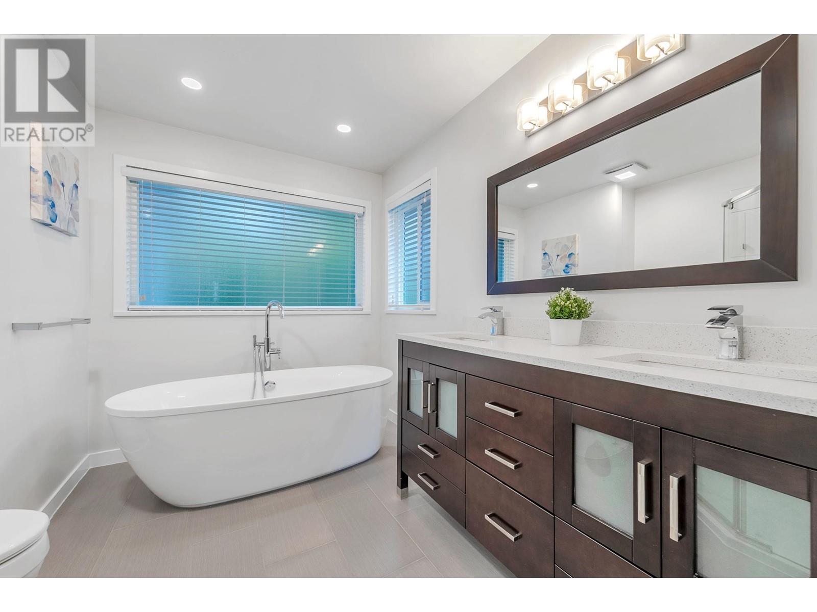 1163 FRASERVIEW STREET, Port Coquitlam real estate listing R2996026