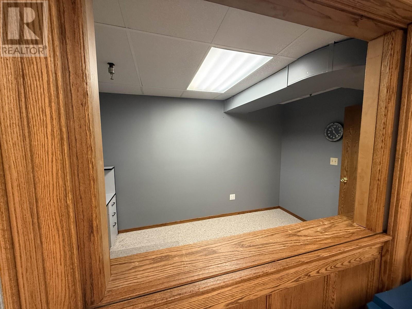 3 5477 WHARF AVENUE, Sechelt