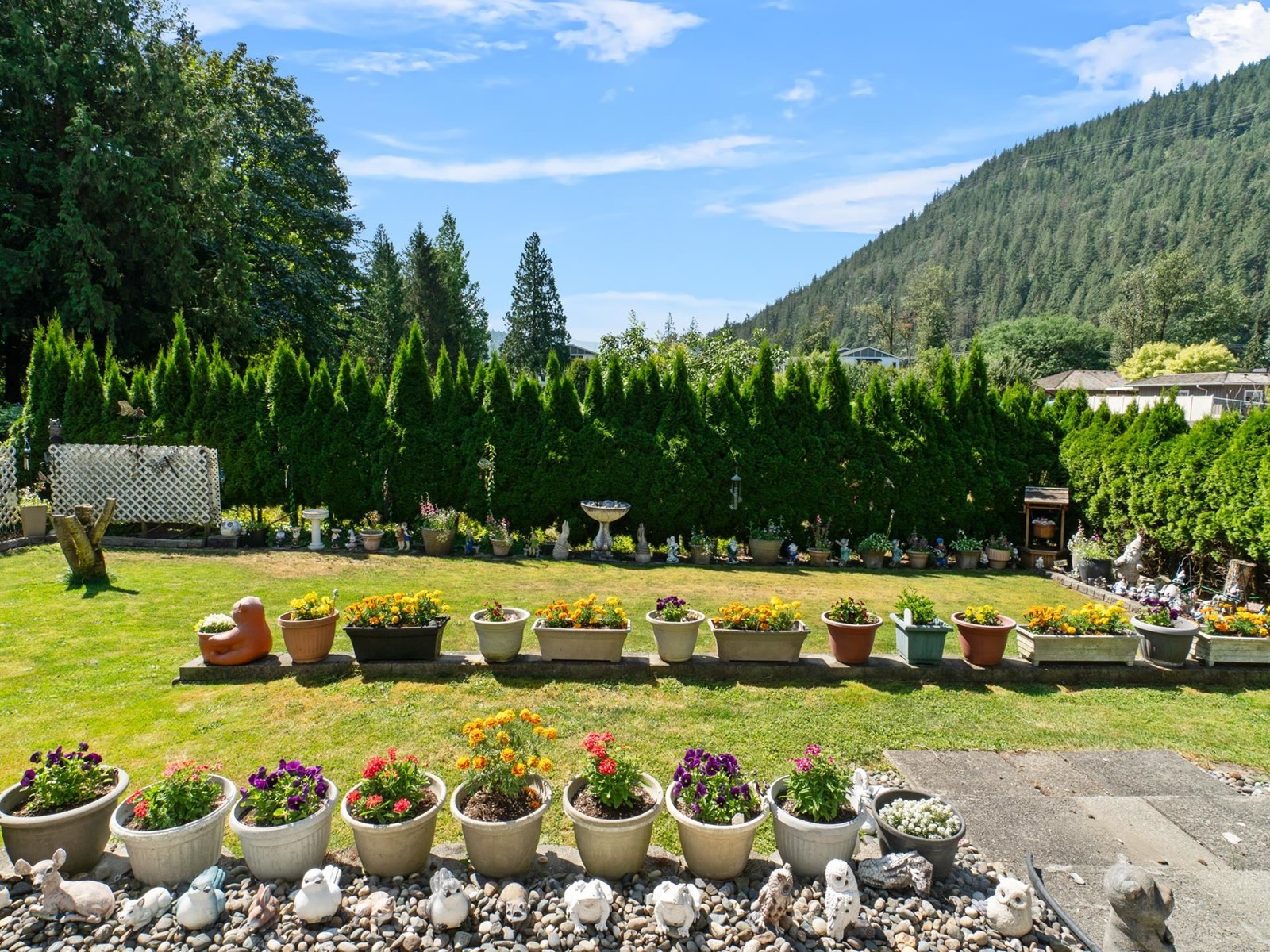 336 CHESTNUT AVENUE, Harrison Hot Springs, Harrison Hot Springs