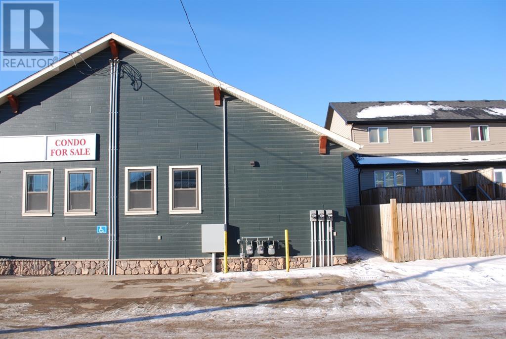 2, 4616 47 Avenue - Photo 4 of 19, Rocky Mountain House, Alberta