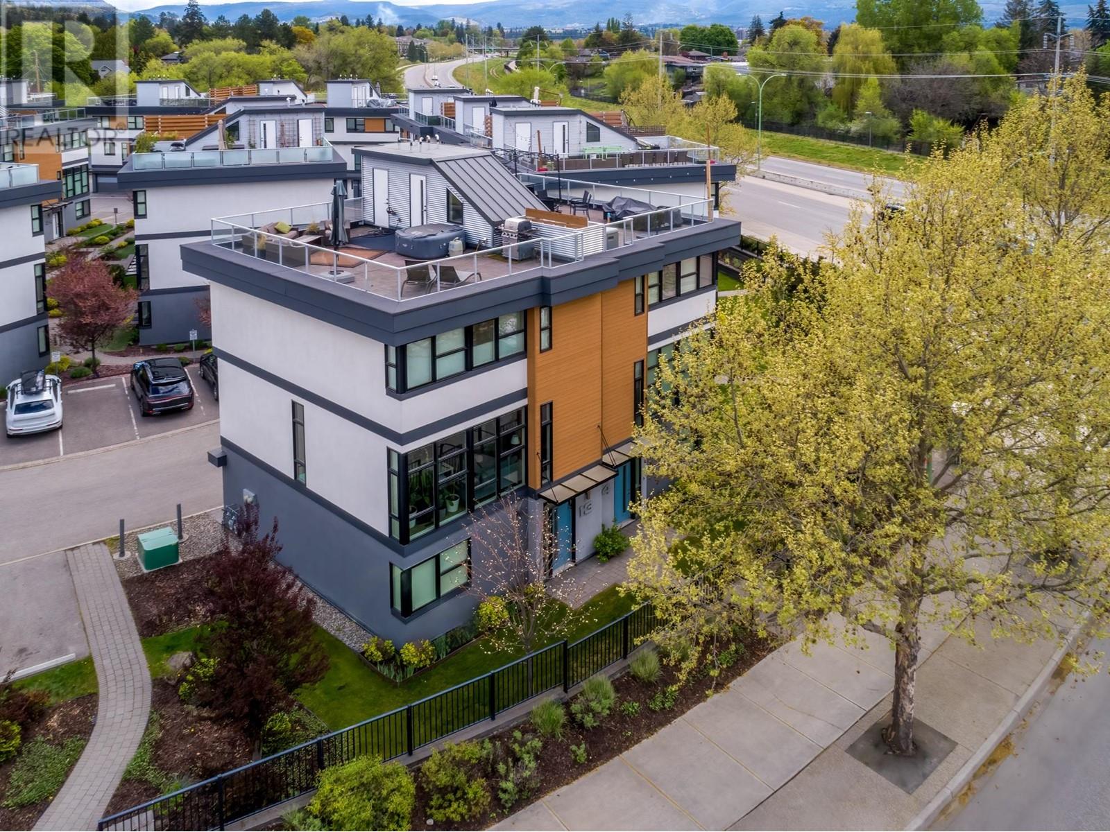 13 1515 Highland Drive North, Kelowna