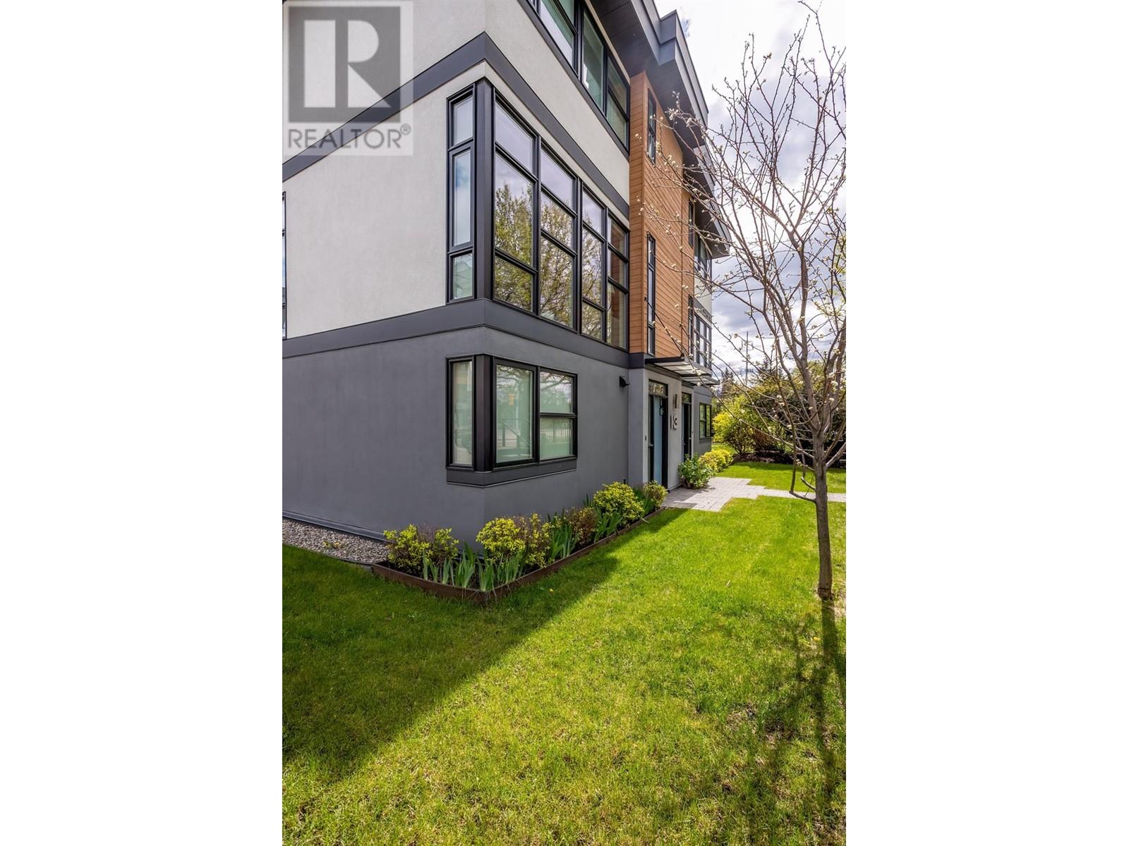13 1515 Highland Drive North, Kelowna