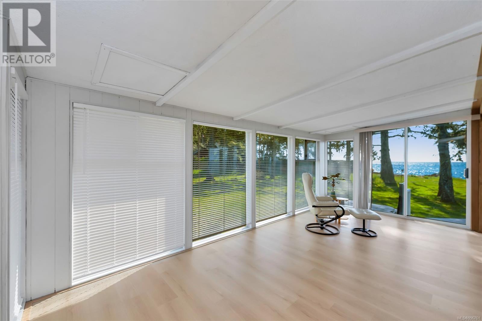 23 7871 West Coast Rd, Sooke