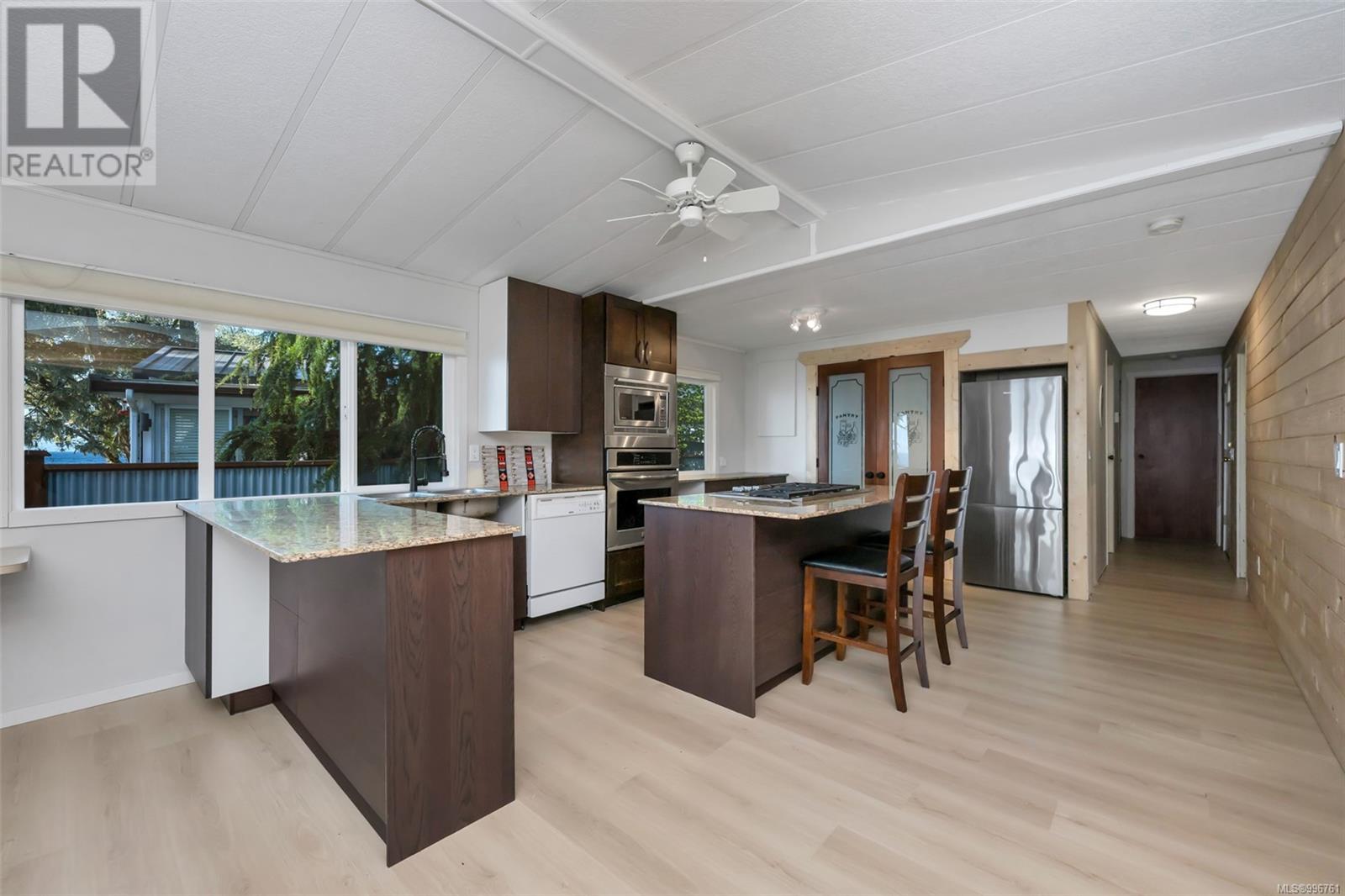 23 7871 West Coast Rd, Sooke