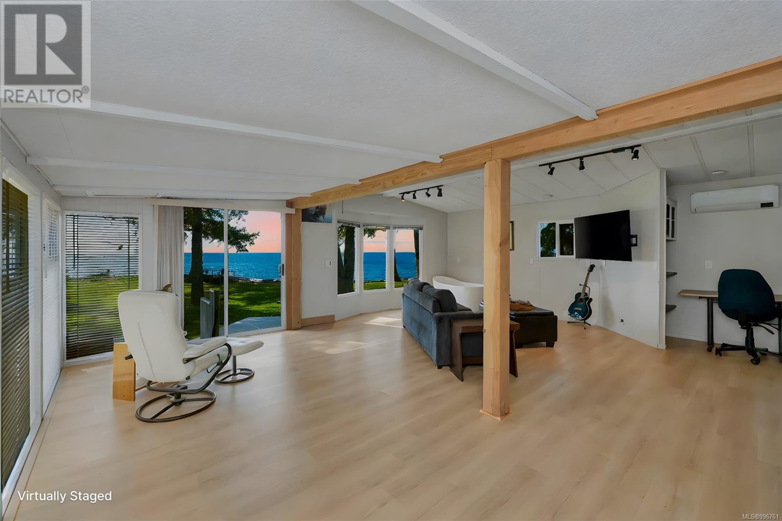 23 7871 West Coast Rd, Sooke