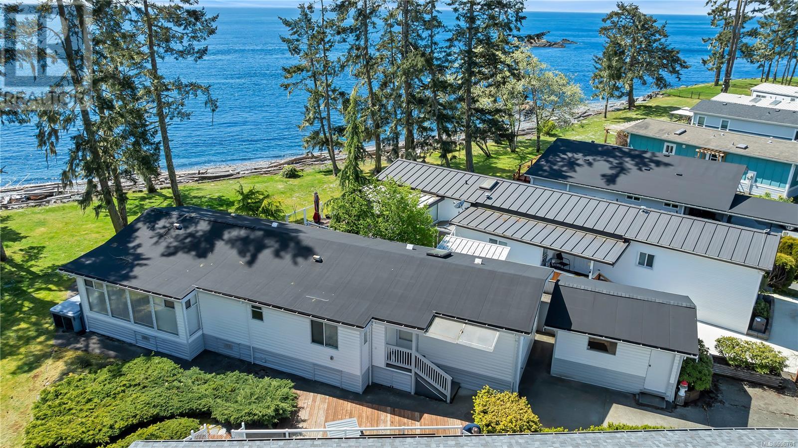 23 7871 West Coast Rd, Sooke