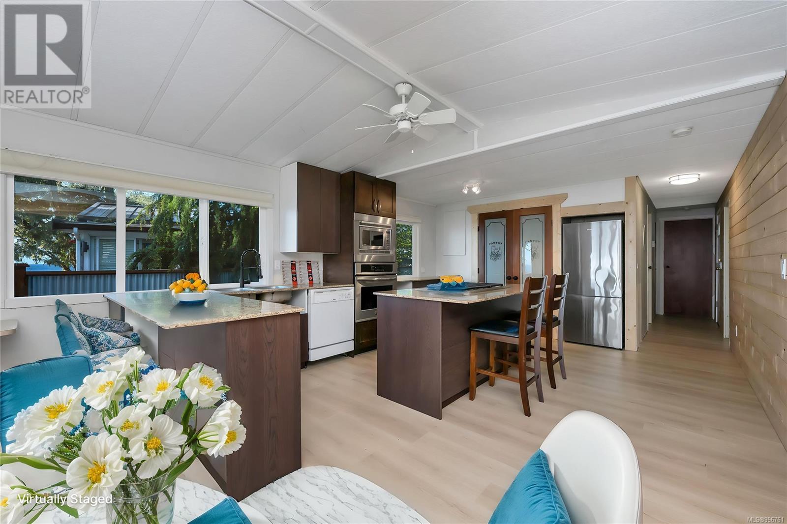 23 7871 West Coast Rd, Sooke