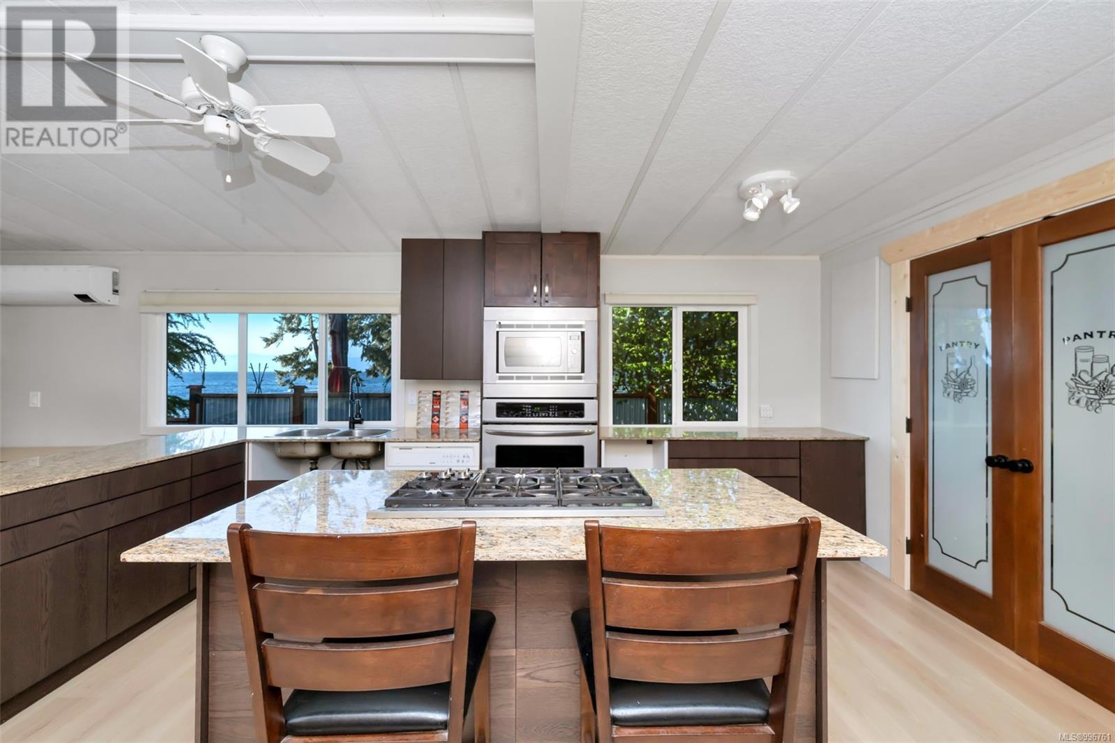 23 7871 West Coast Rd, Sooke