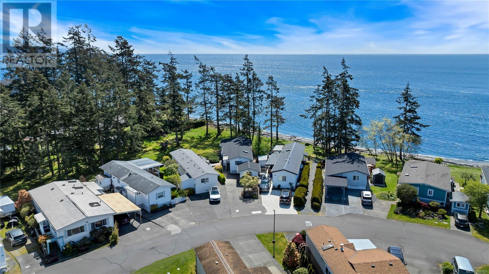 23 7871 West Coast Rd, Sooke