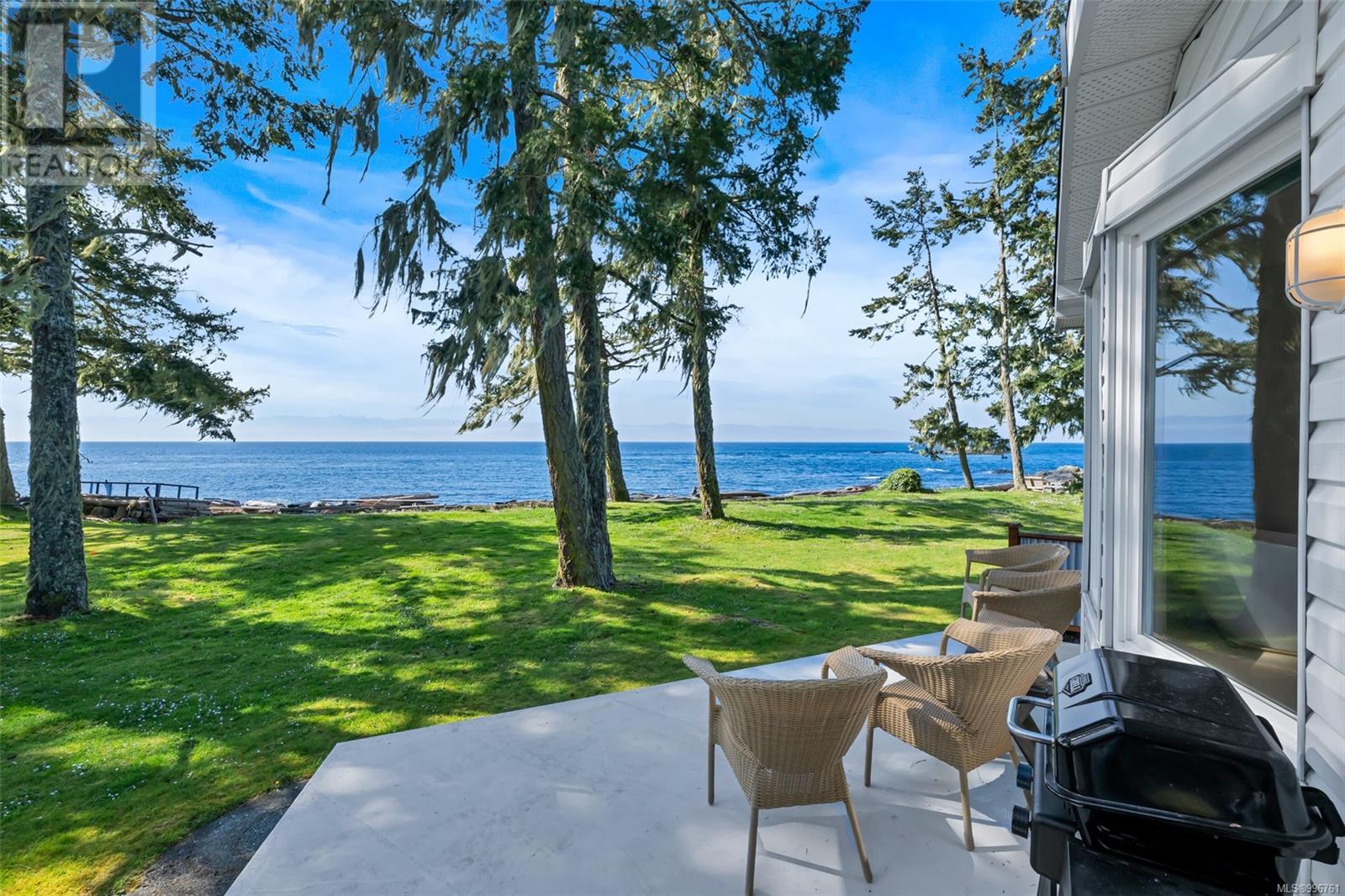 23 7871 West Coast Rd, Sooke