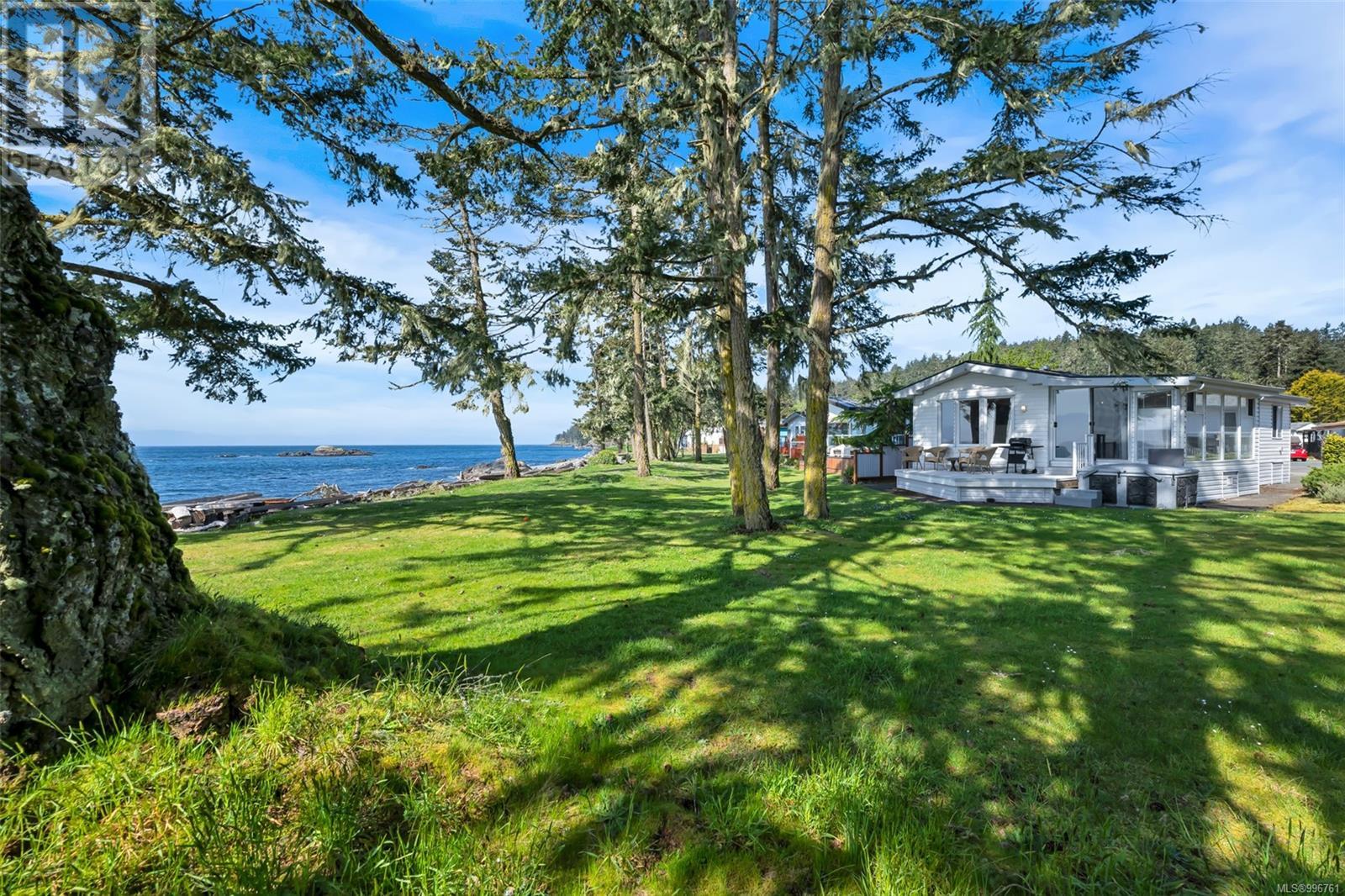 23 7871 West Coast Rd, Sooke