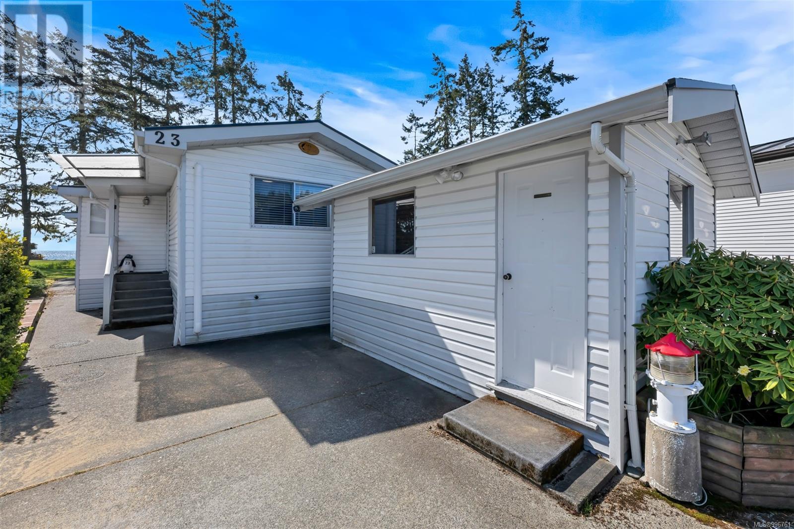23 7871 West Coast Rd, Sooke
