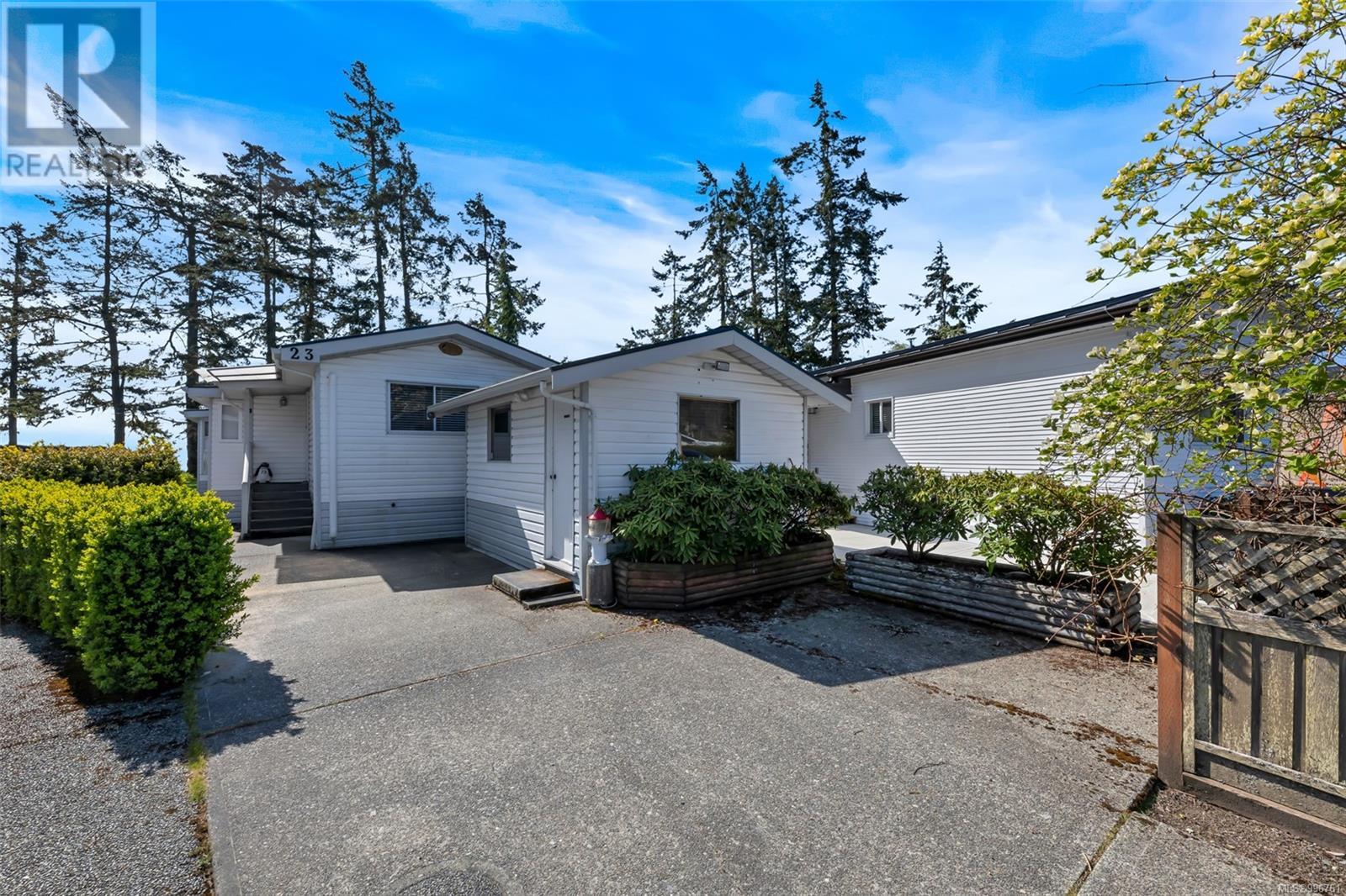23 7871 West Coast Rd, Sooke