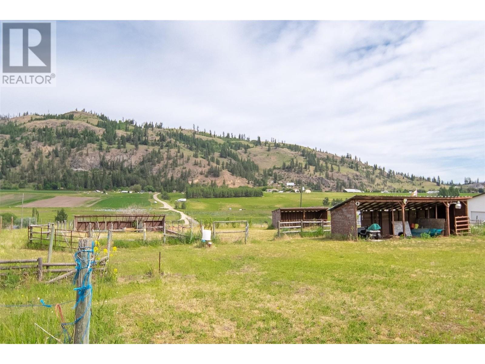 4816 South Grandview Flats Road, Armstrong