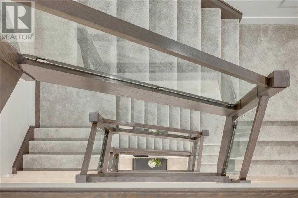 Single Family House for Sale in   Avenue SW South Calgary Calgary 