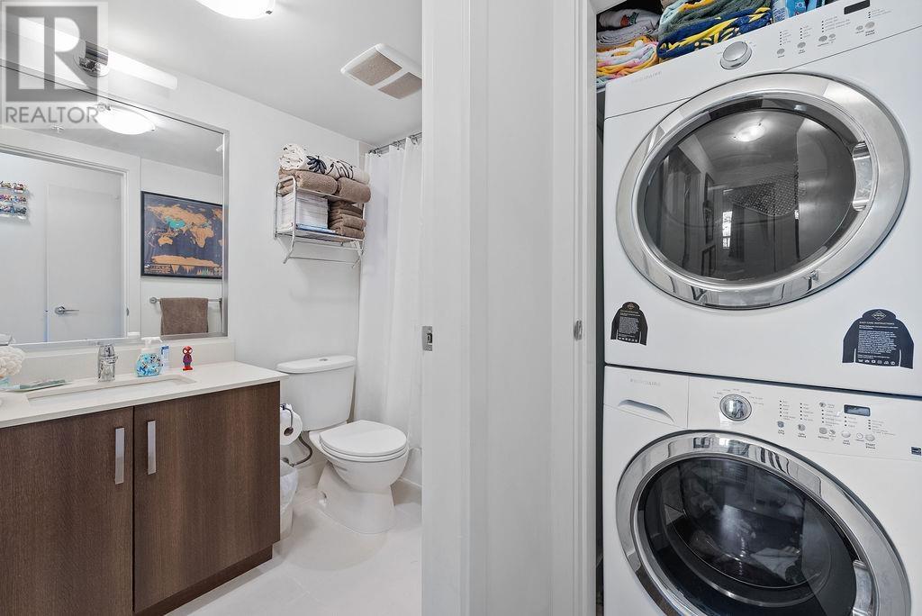 213 7058 14TH AVENUE, Burnaby