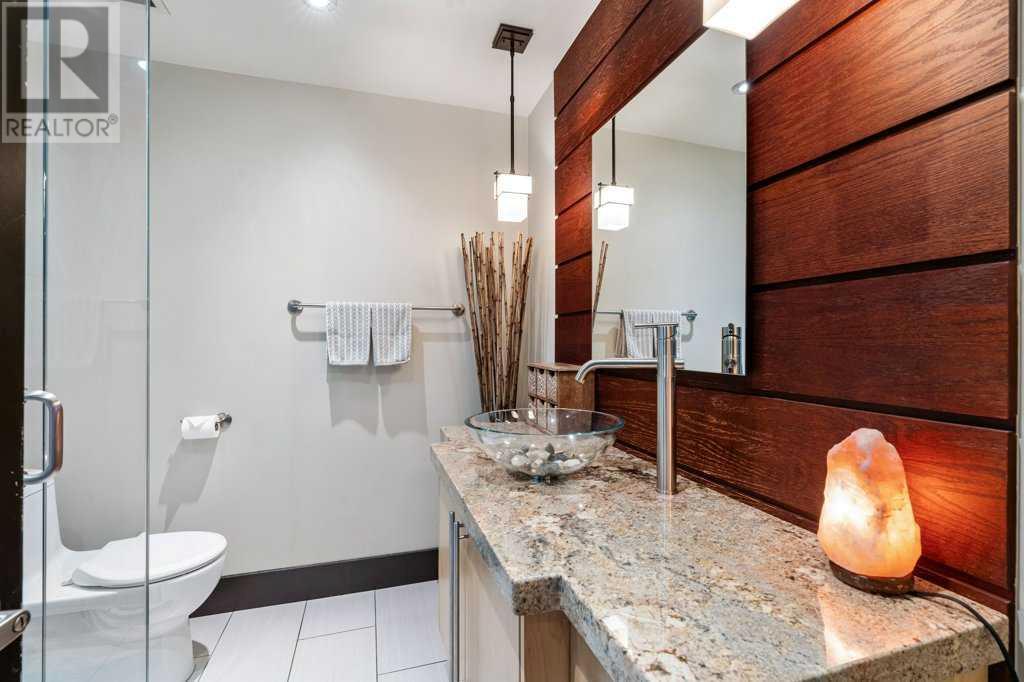Single Family House for Sale in   Memorial Drive NW Sunnyside Calgary 