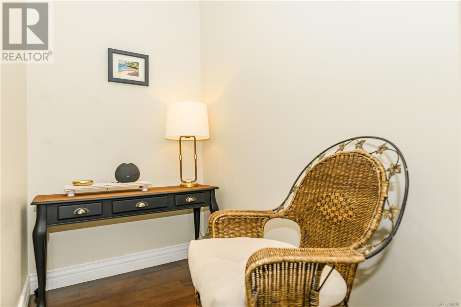 411 1335 Bear Mountain Parkway, Langford