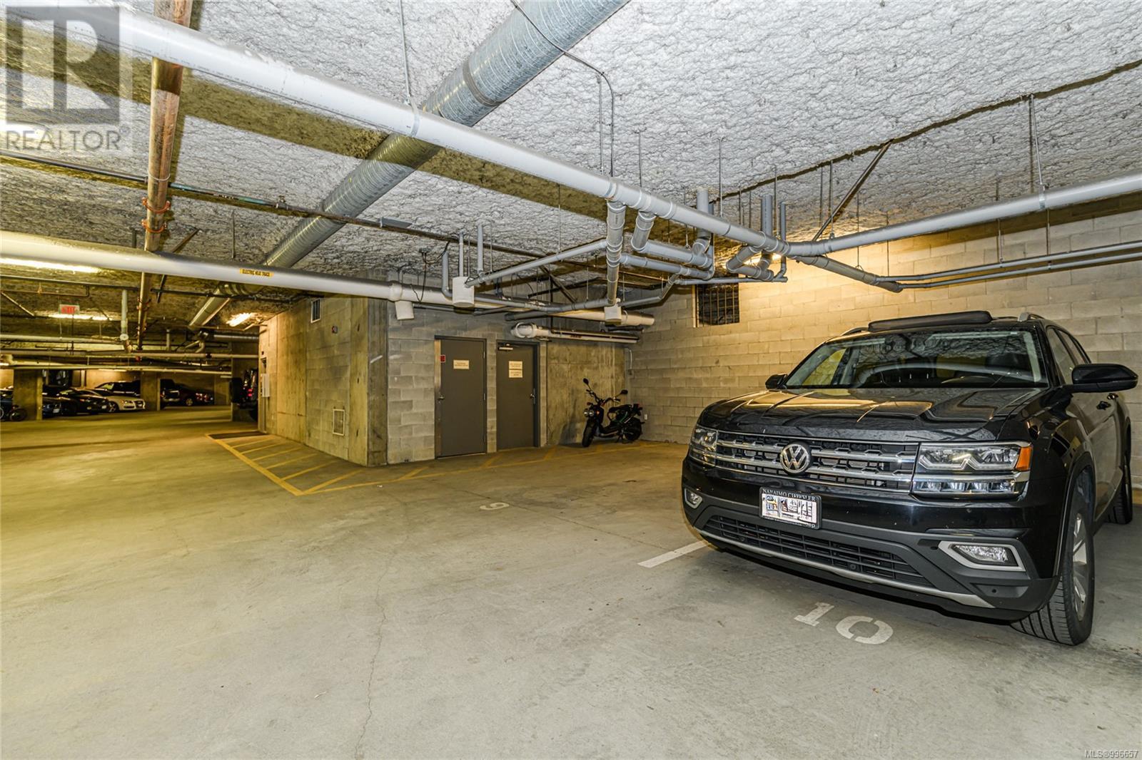 411 1335 Bear Mountain Parkway, Langford